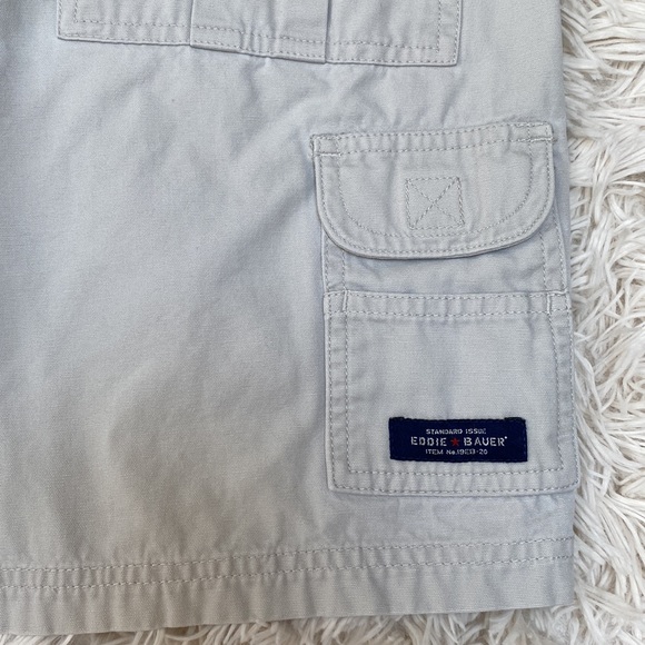 🎉HP🎉 Eddie Bauer Cargo Shorts 💗 Light Khaki - Picture 10 of 15
